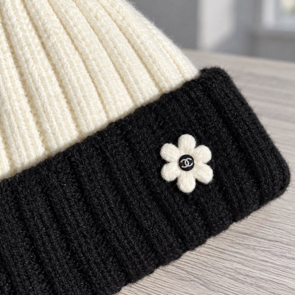 CHANEL Two-Tone Pom Pom Knit Beanie - Picture 5 of 6